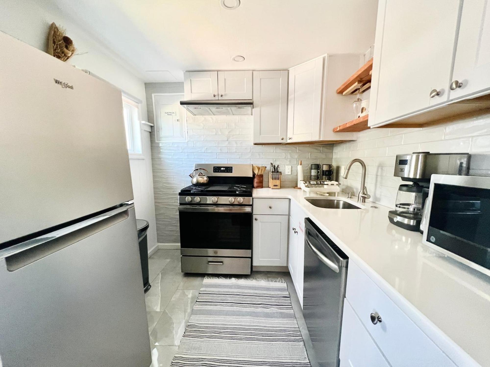 וויילדווד Ultra Modern - Entire 3 Bedroom Apartment - 5 Min Walk To The Beach מראה חיצוני תמונה